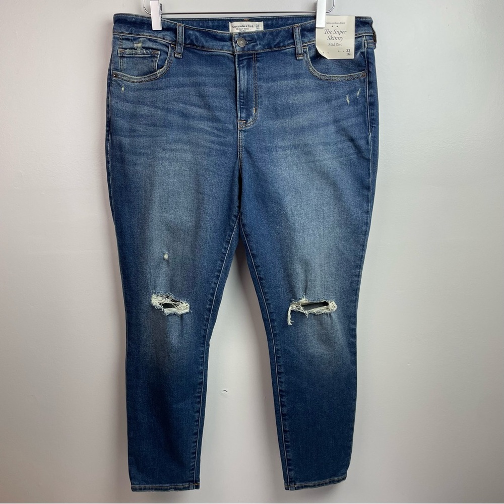 Abercrombie & Fitch NWT Super Skinny Mid Rise Jeans
